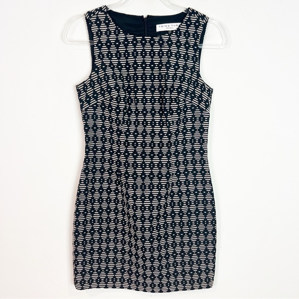 TRINA TURK LINDEN BLACK OFF-WHITE TEXTURED SLEEVELESS SQUARE NECK DRESS SZ 2